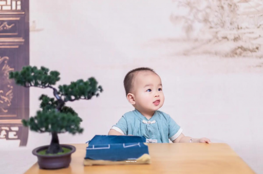 晋中怎么给宝宝称体重